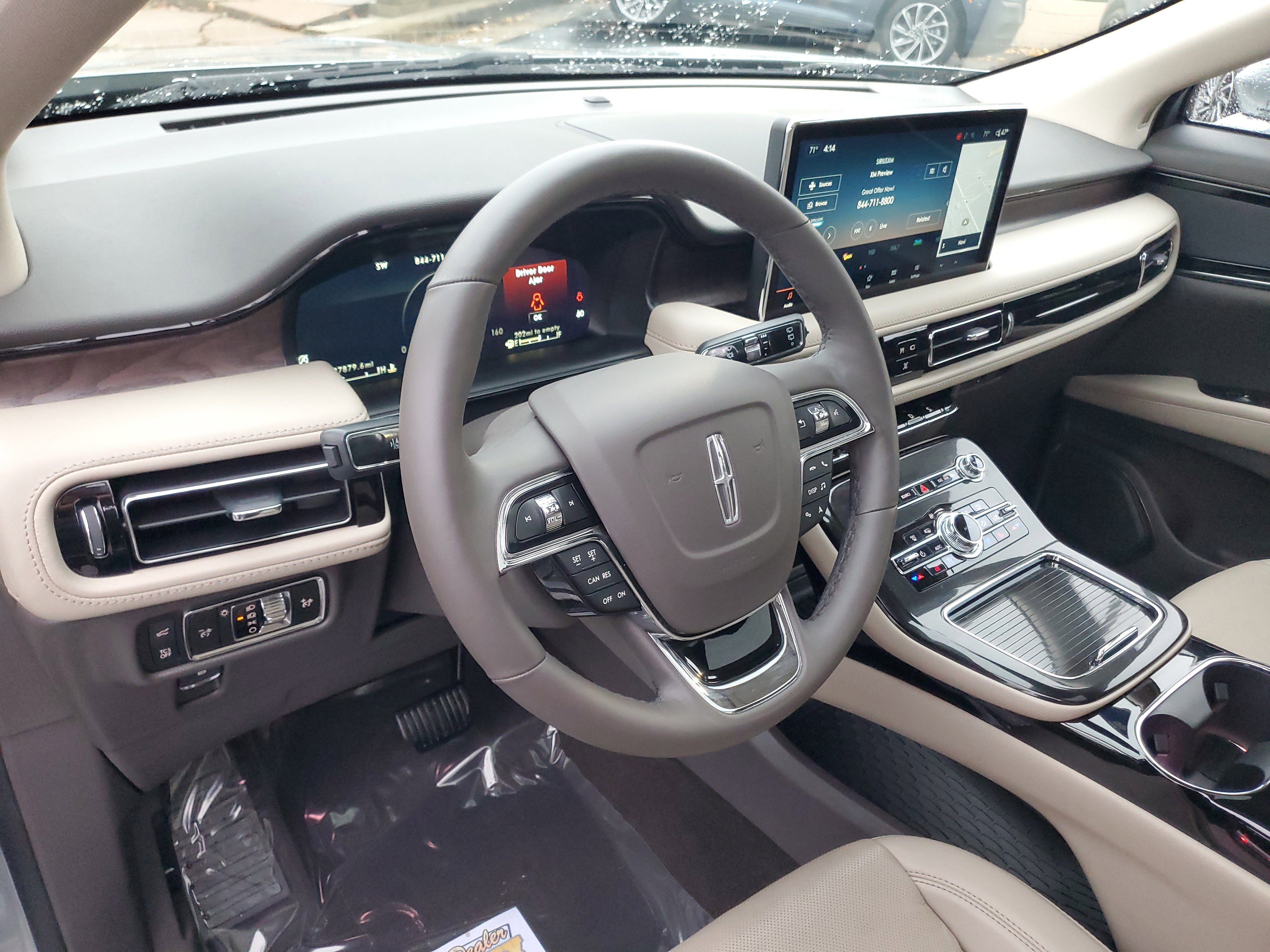 Certified 2023 Lincoln Nautilus Reserve image 13