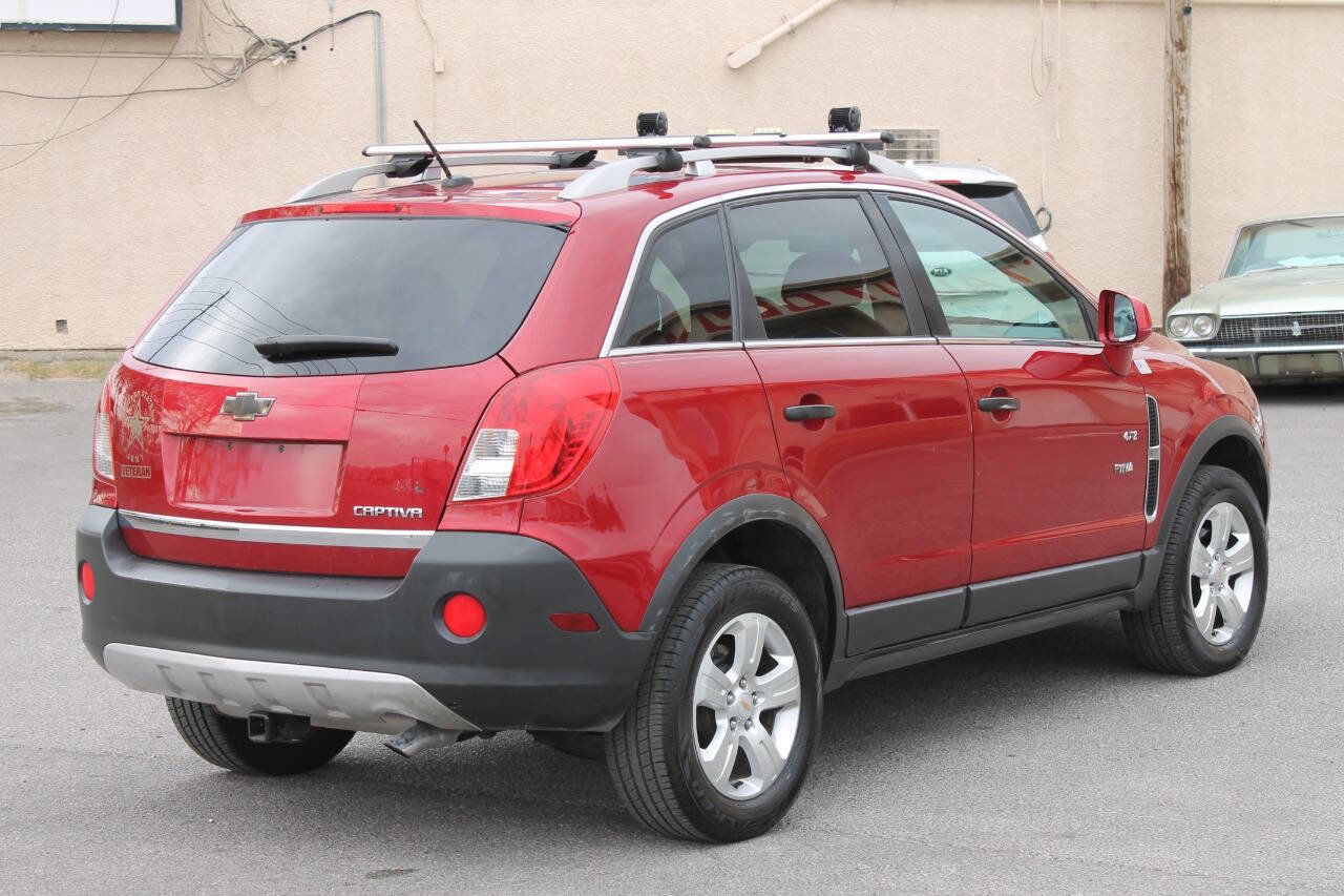 Used 2013 Chevrolet Captiva Sport LS FWD image 8