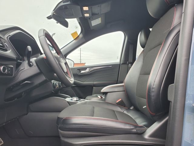 Used 2023 Ford Escape ST-Line image 5