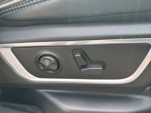 Used 2020 RAM 1500 Laramie image 36