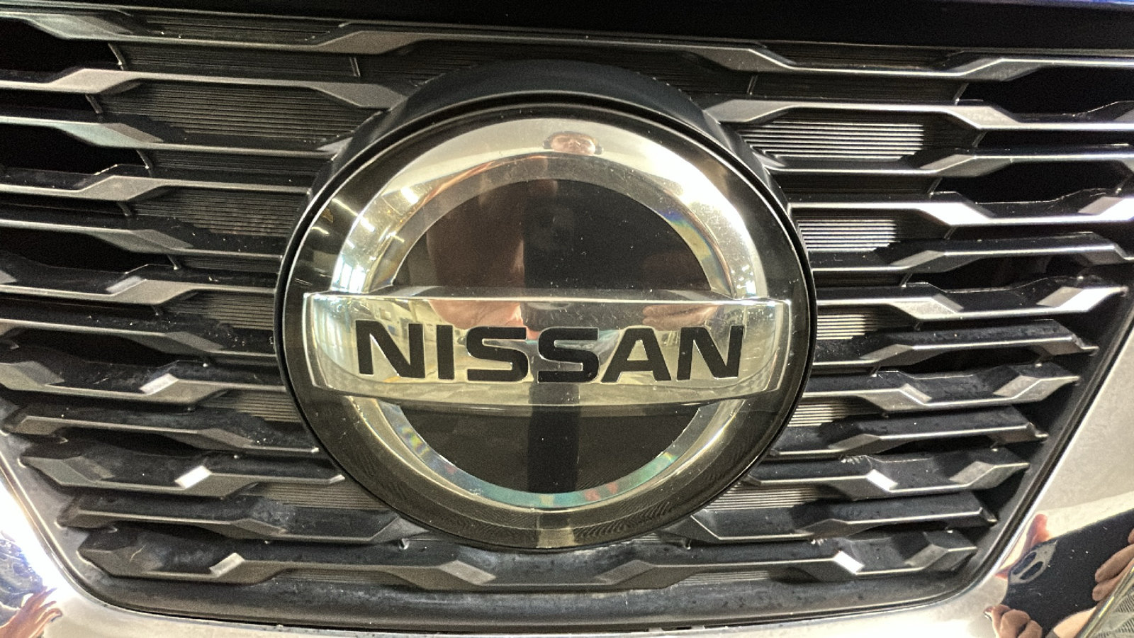 Used 2019 Nissan Rogue S FWD image 8