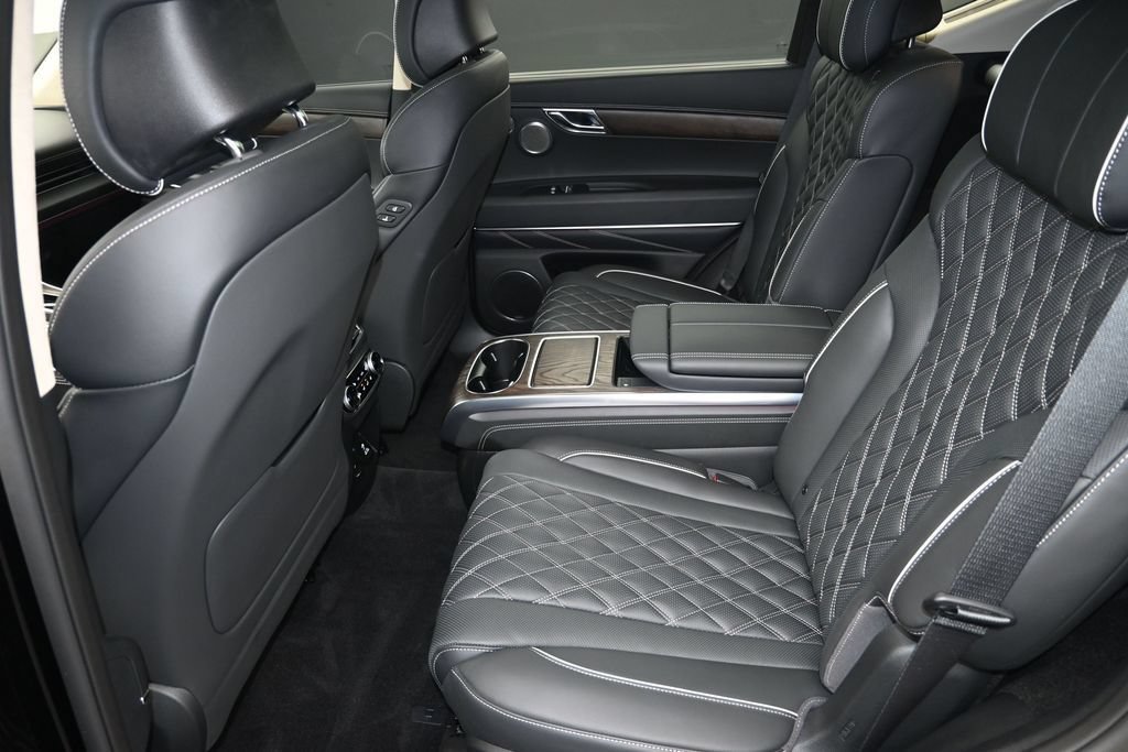 Used 2024 Genesis GV80 3.5T Prestige Signature AWD/4WD image 12