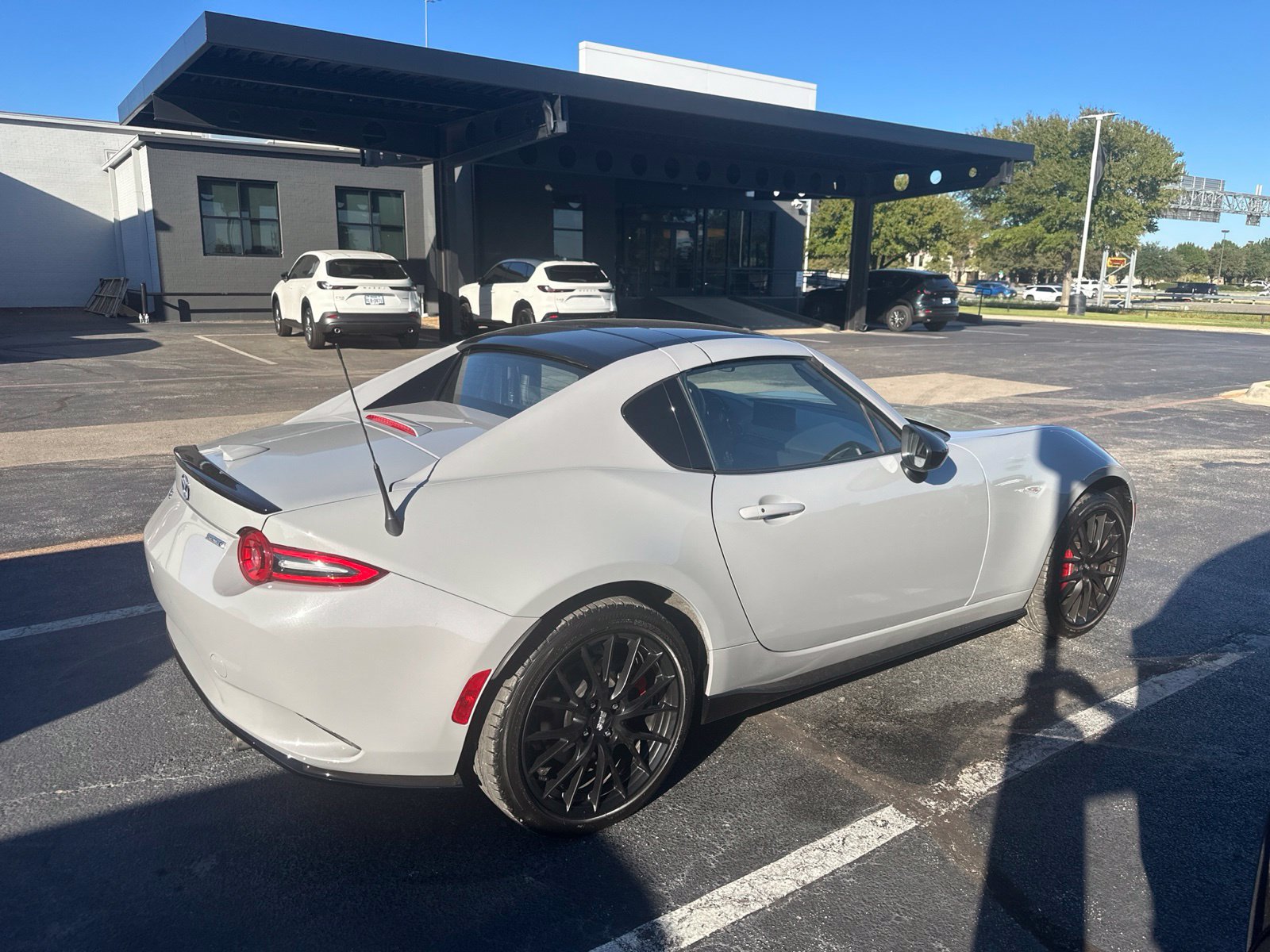 Used 2025 MAZDA MX-5 Miata RF Club RWD image 5