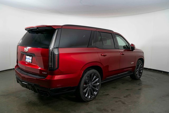 Used 2025 Cadillac Escalade V image 8