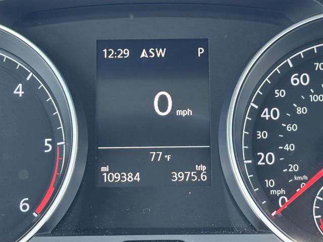 Used 2015 Volkswagen Golf TDI S image 17