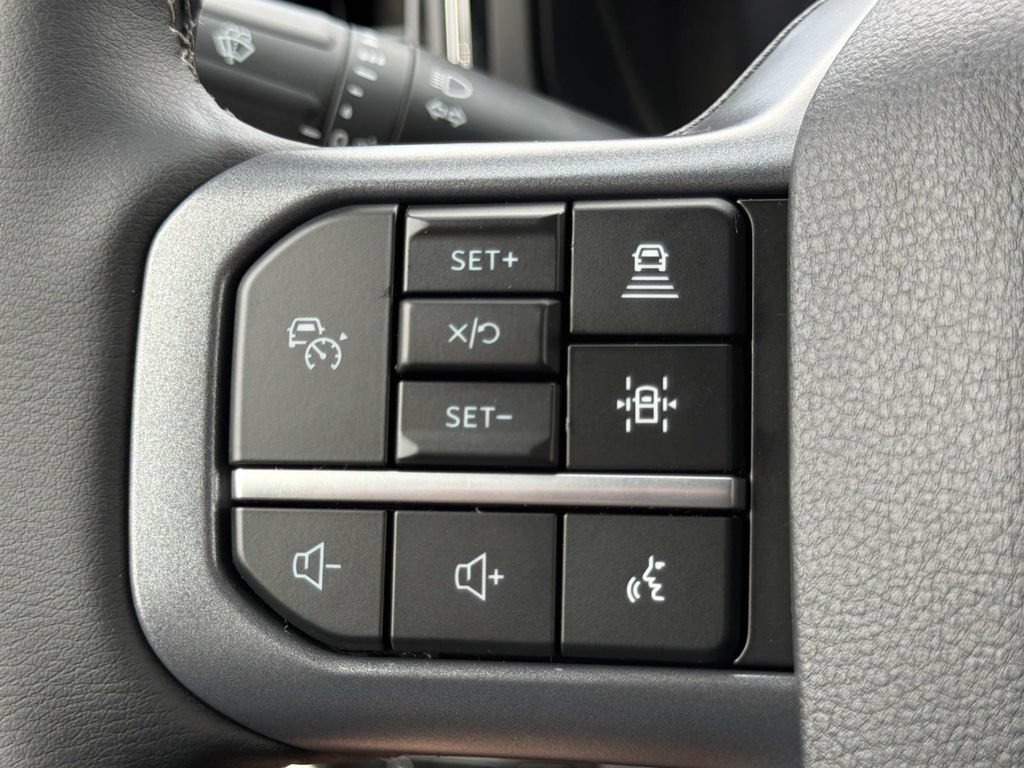 New 2026 Ford F250 Lariat w/ Tremor Off-Road Package AWD/4WD image 18