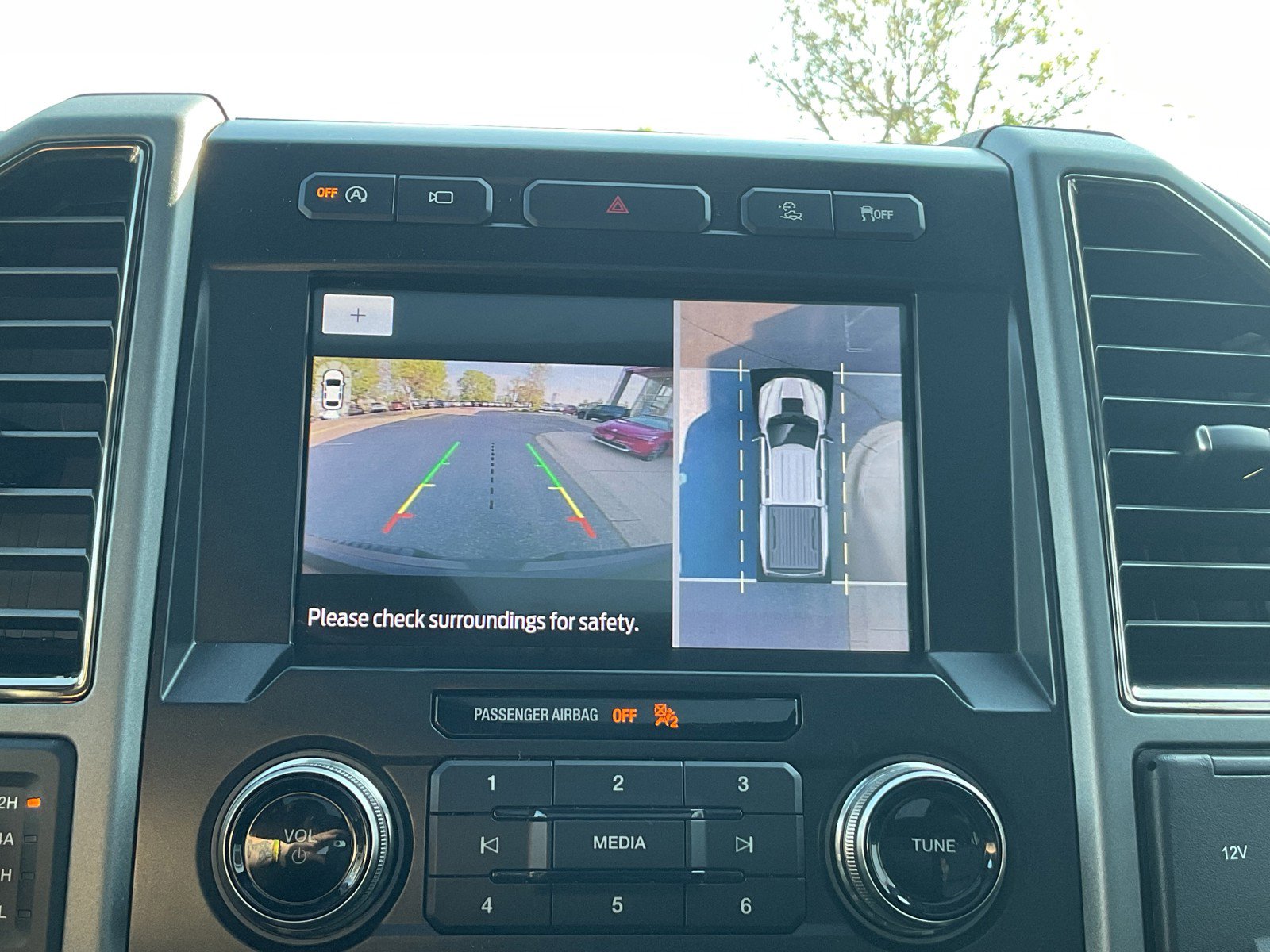 Used 2020 Ford F150 Raptor w/ Equipment Group 802A Luxury image 43