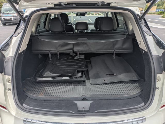 Used 2019 Nissan Murano Platinum w/ Cargo Package AWD/4WD image 12
