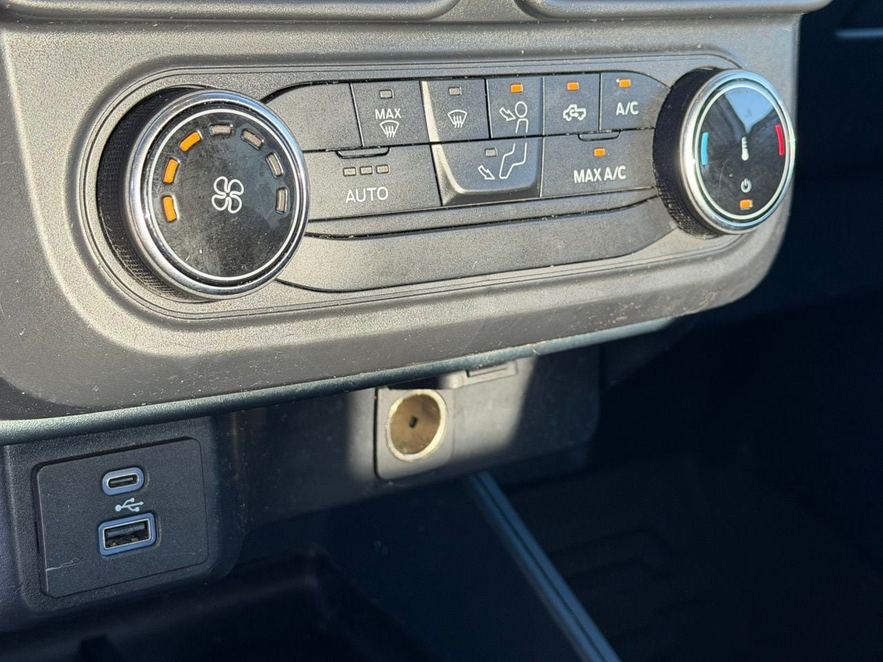Used 2022 Ford Maverick XL FWD image 20