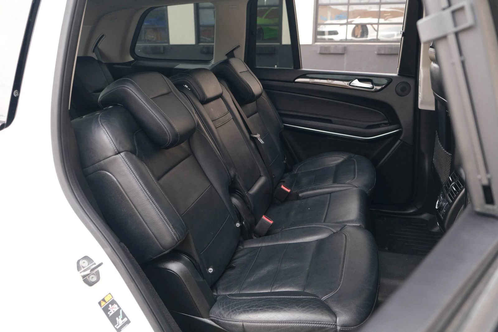 Used 2018 Mercedes-Benz GLS 550 GLS 550 4MATIC Sport Utility 4 w/ Driver Assistance Package image 32