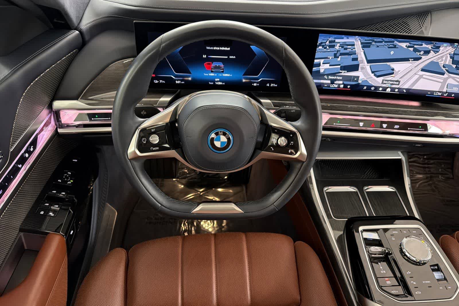 Used 2023 BMW i7 xDrive60 AWD/4WD image 14