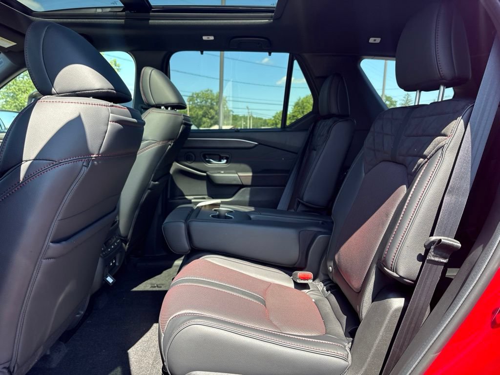 New 2026 Honda Pilot Black Edition image 8