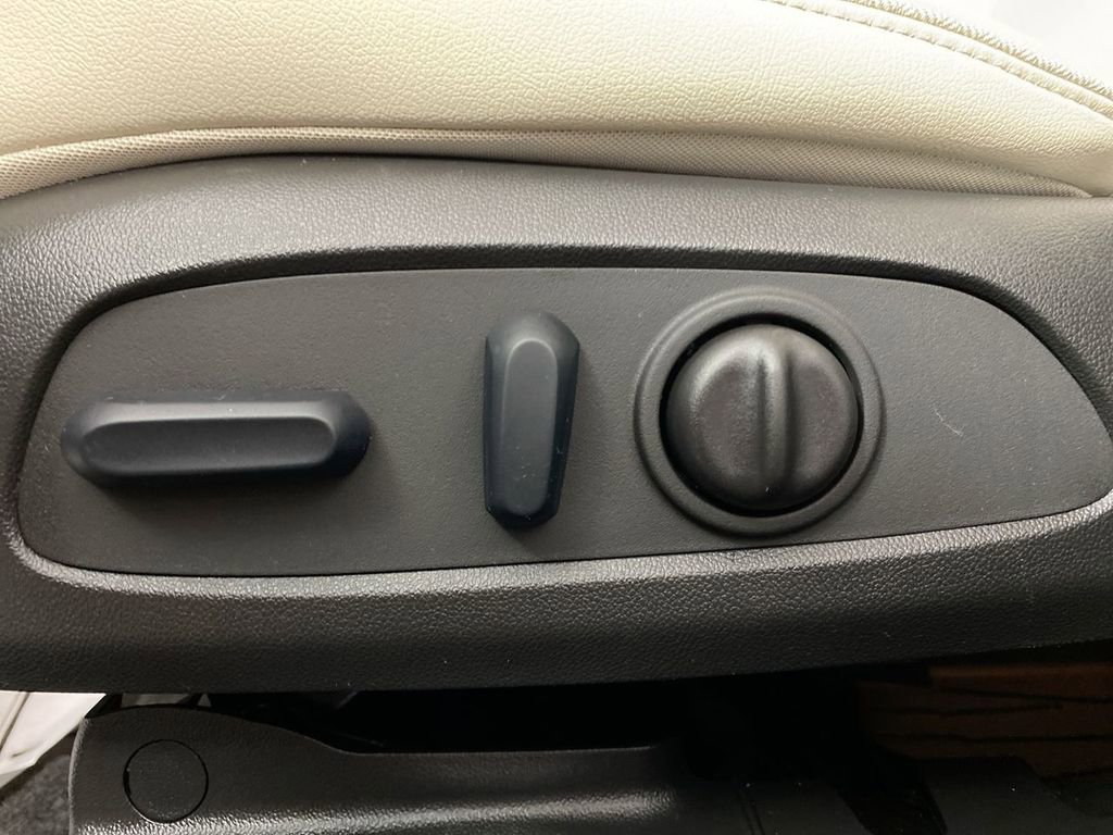 Certified 2023 Buick Encore GX Preferred w/ Cold Weather Comfort Package image 12