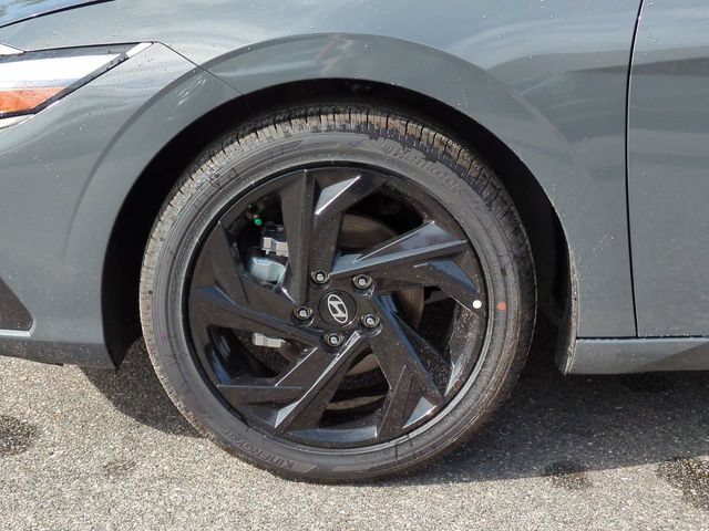 New 2026 Hyundai Elantra Sport FWD image 11