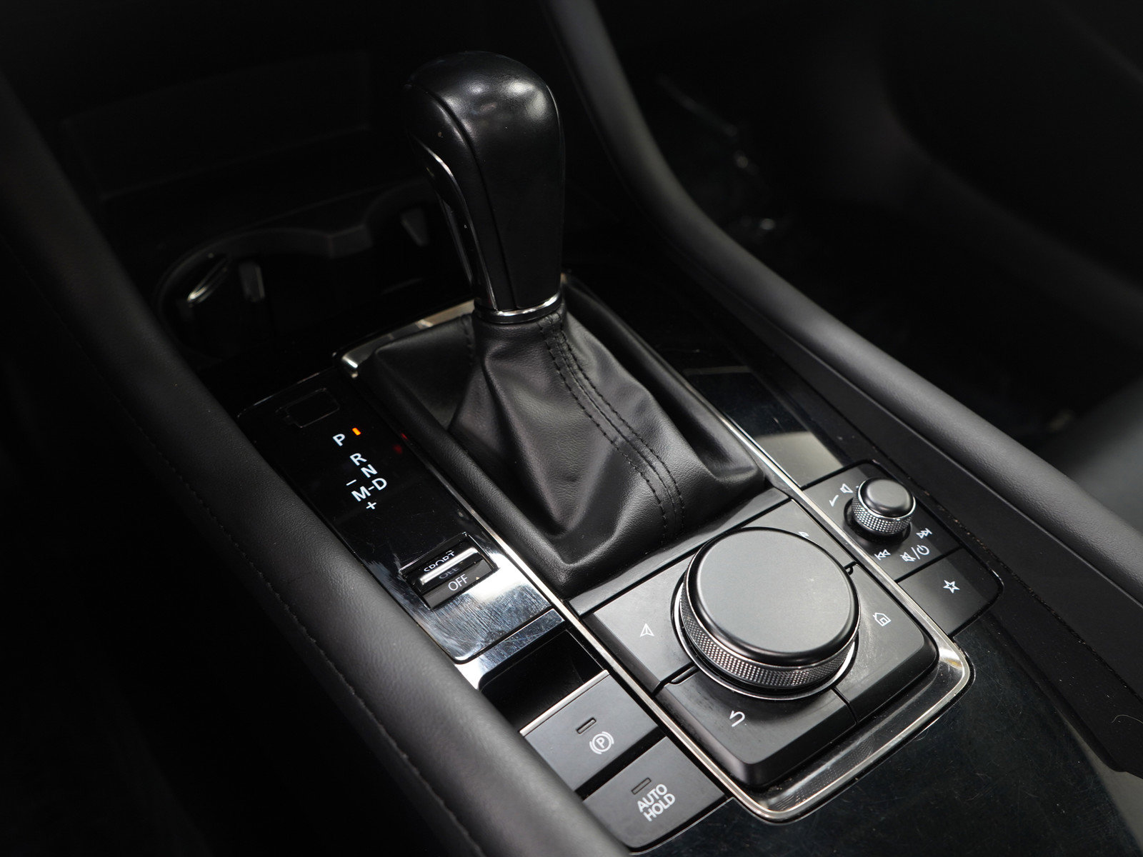 Used 2021 MAZDA MAZDA3 s image 22