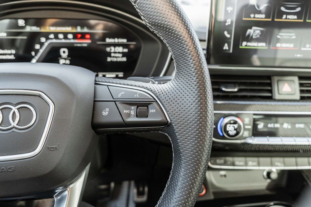 Used 2023 Audi S4 Premium Plus w/ Premium Plus Package image 28