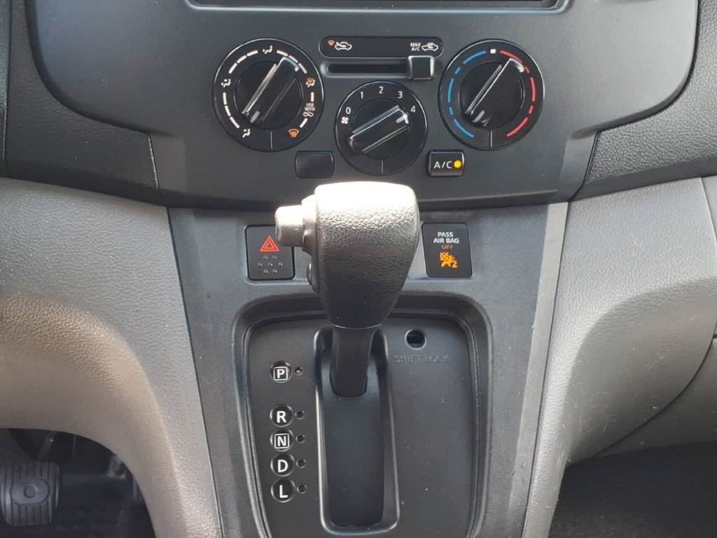 Used 2021 Nissan NV200 S FWD image 8