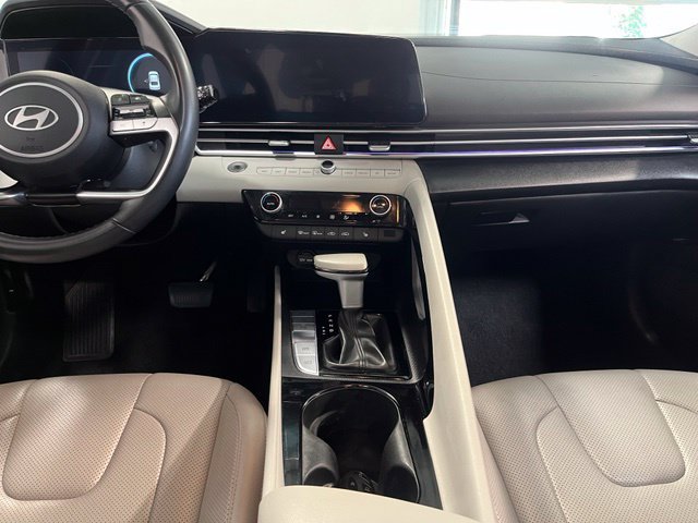 Used 2024 Hyundai Elantra Limited FWD image 22