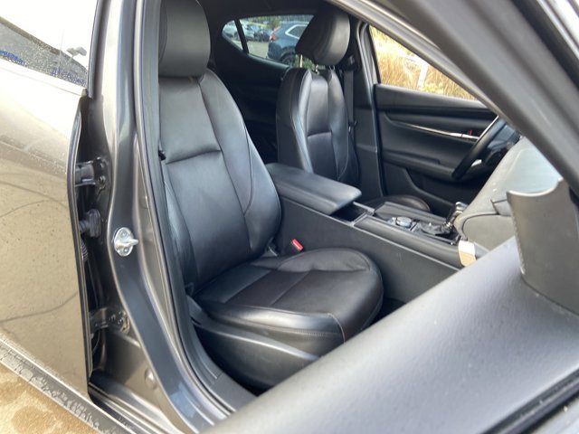 Used 2021 MAZDA MAZDA3 Hatchback w/Premium Plus Pkg image 20