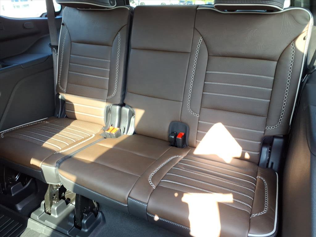 Used 2025 GMC Yukon Denali Ultimate w/ LPO, Floor Liner Package image 12