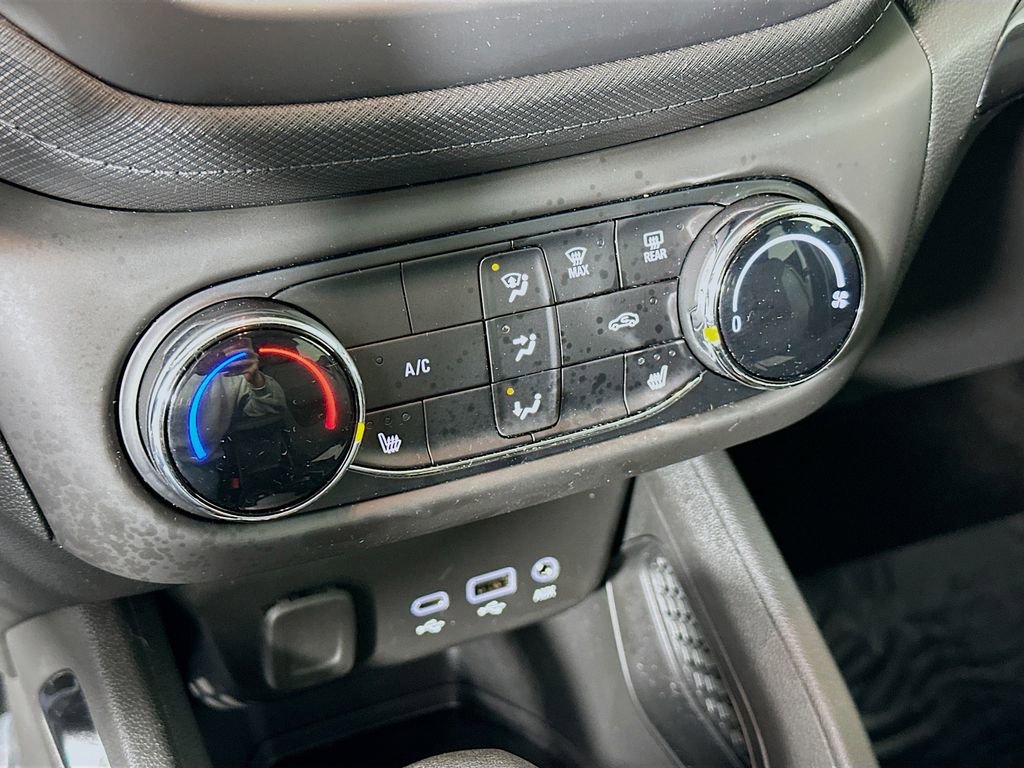 Used 2023 Chevrolet TrailBlazer LT image 21