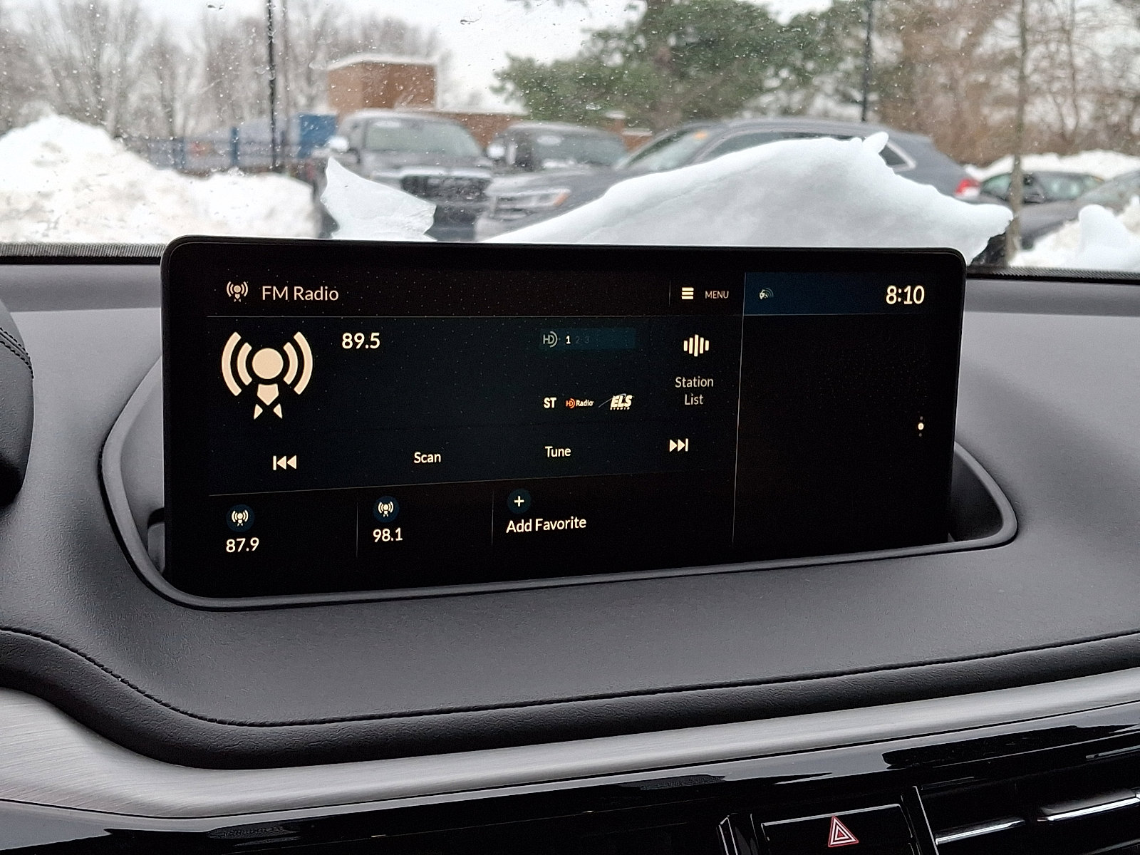 Used 2023 Acura MDX w/ Technology Package image 24