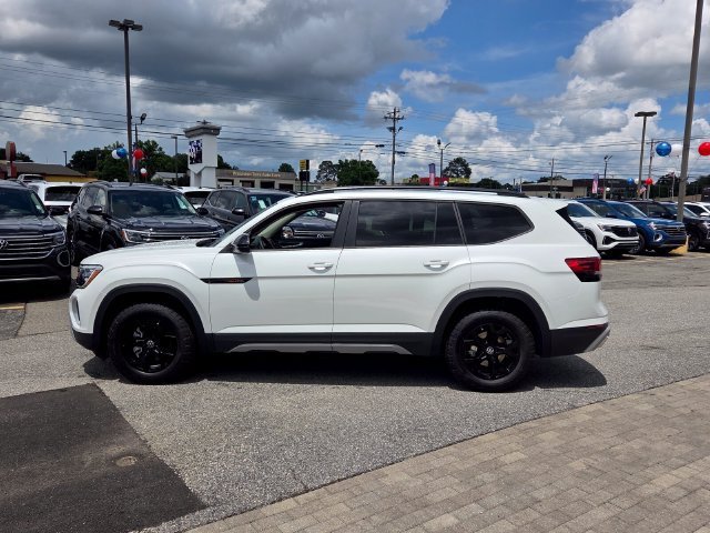 New 2026 Volkswagen Atlas Peak Edition AWD/4WD image 4