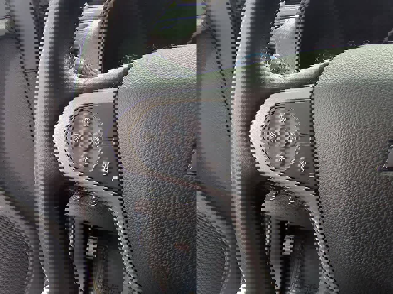 Used 2019 Chevrolet Colorado ZR2 image 23