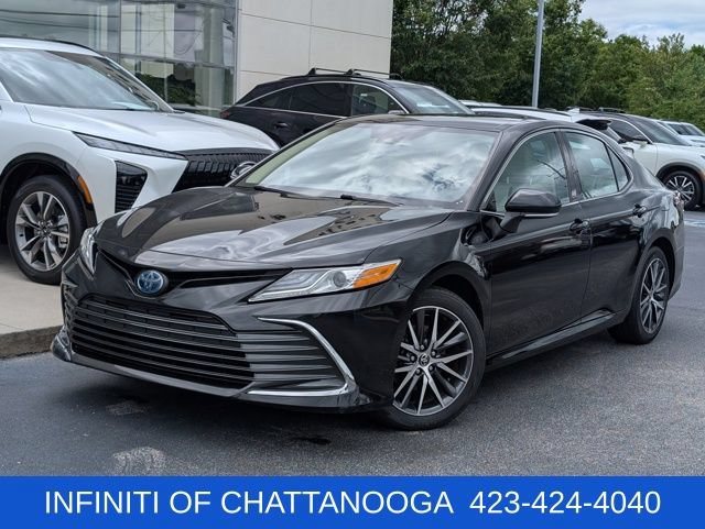 Used 2023 Toyota Camry XLE FWD image 1