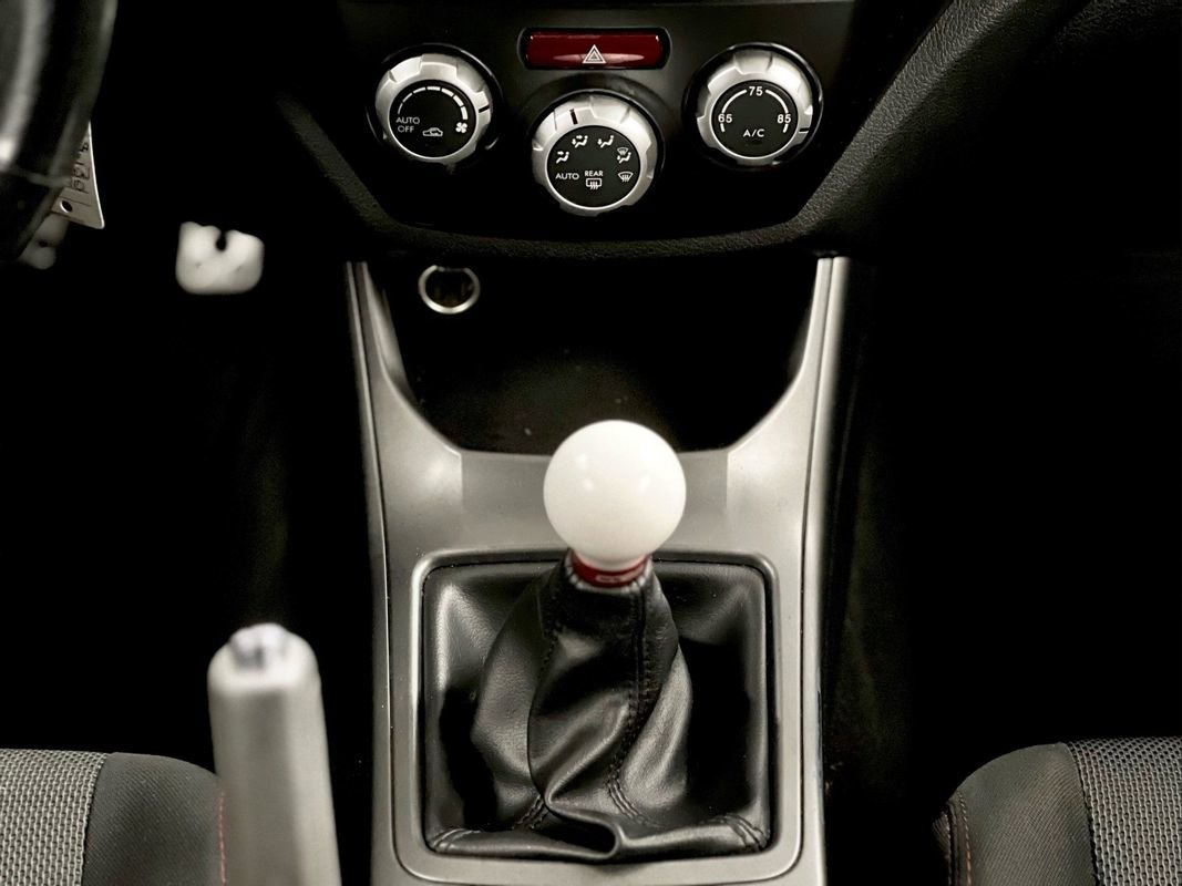 Used 2013 Subaru Impreza WRX Hatchback image 31