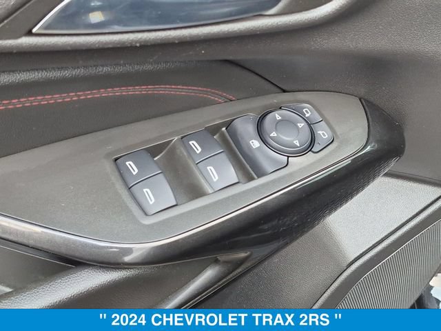 Used 2024 Chevrolet Trax RS w/ Sunroof Package FWD image 11