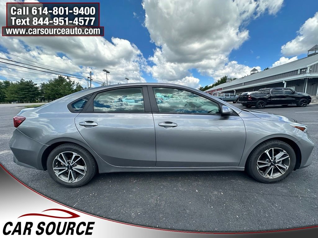Used 2022 Kia Forte LXS FWD image 6