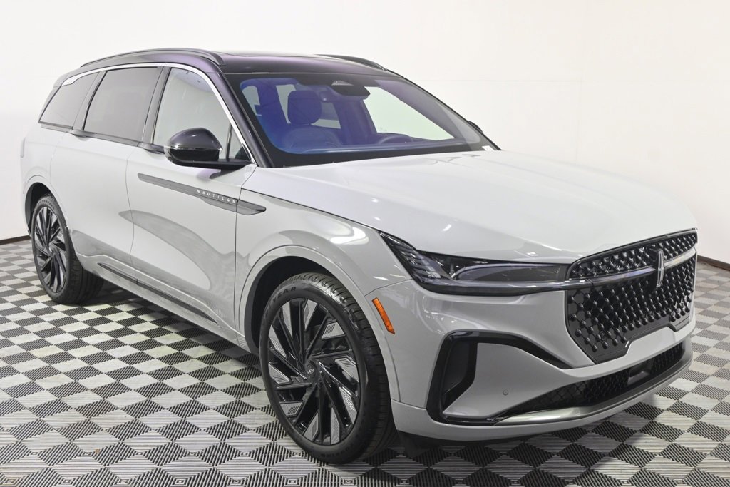 New 2026 Lincoln Nautilus Black Label image 8