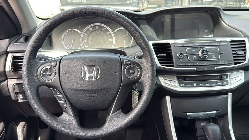 Used 2015 Honda Accord LX image 25