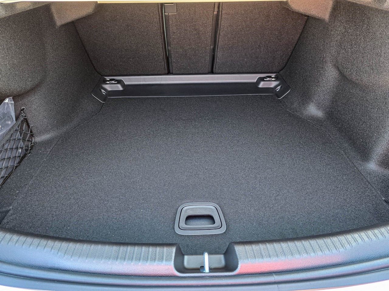New 2026 Mercedes-Benz C 300 4MATIC Sedan image 30
