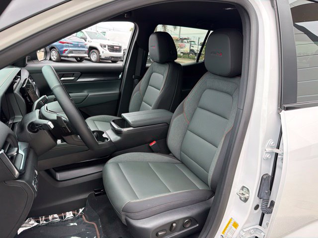 Used 2026 GMC Terrain AT4 AWD/4WD image 15