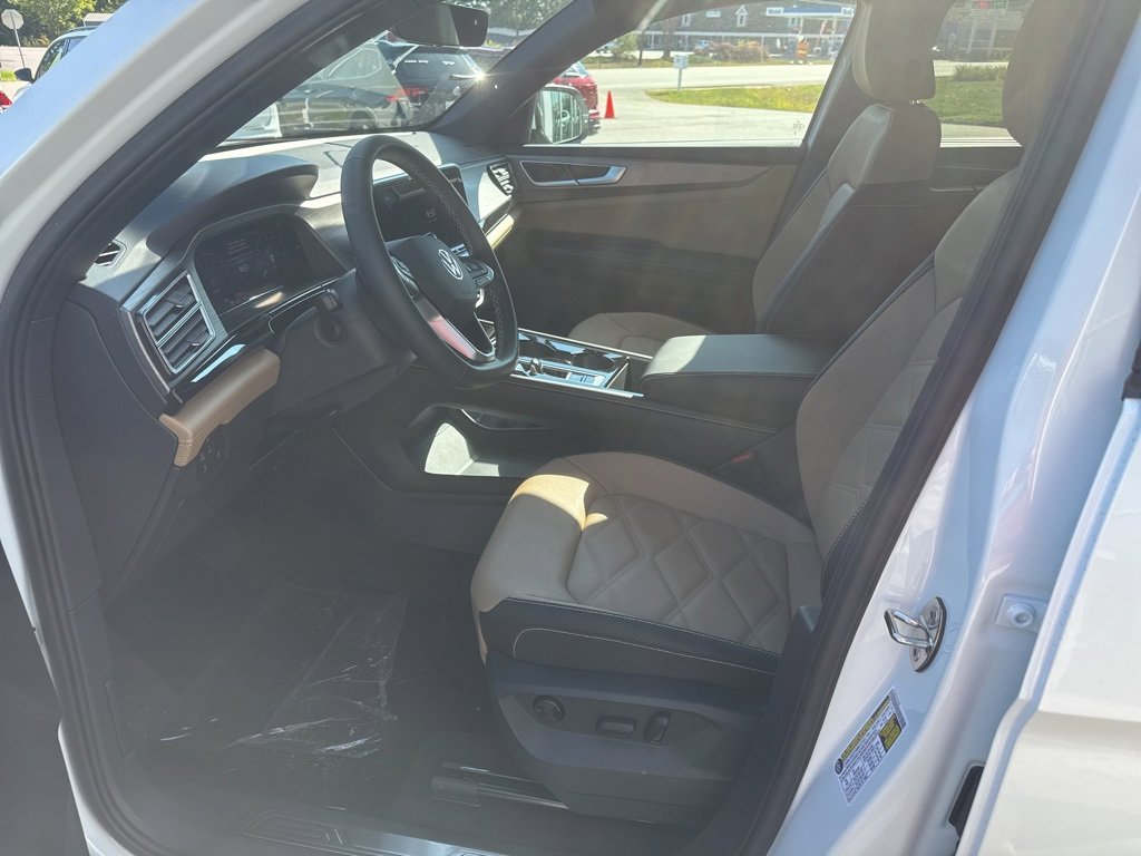 New 2026 Volkswagen Atlas Cross Sport SE image 17