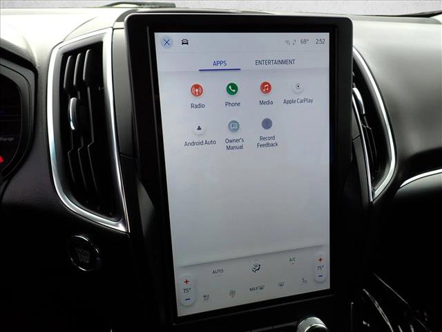 Used 2024 Ford Edge Titanium image 23