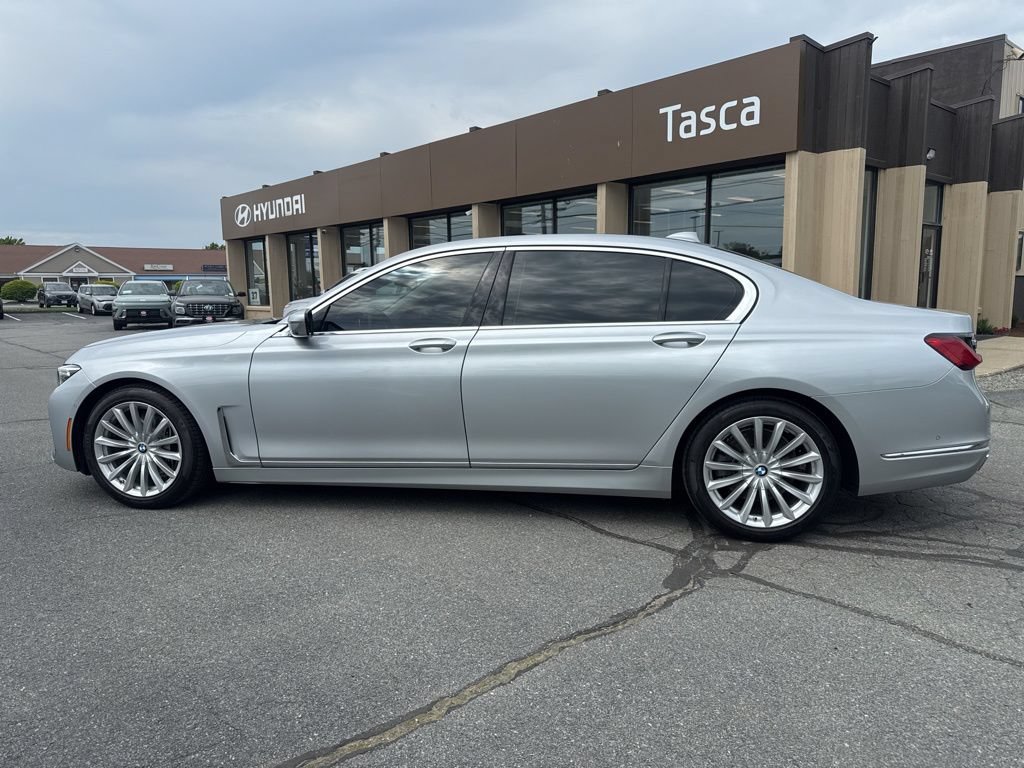 Used 2020 BMW 740i RWD image 8