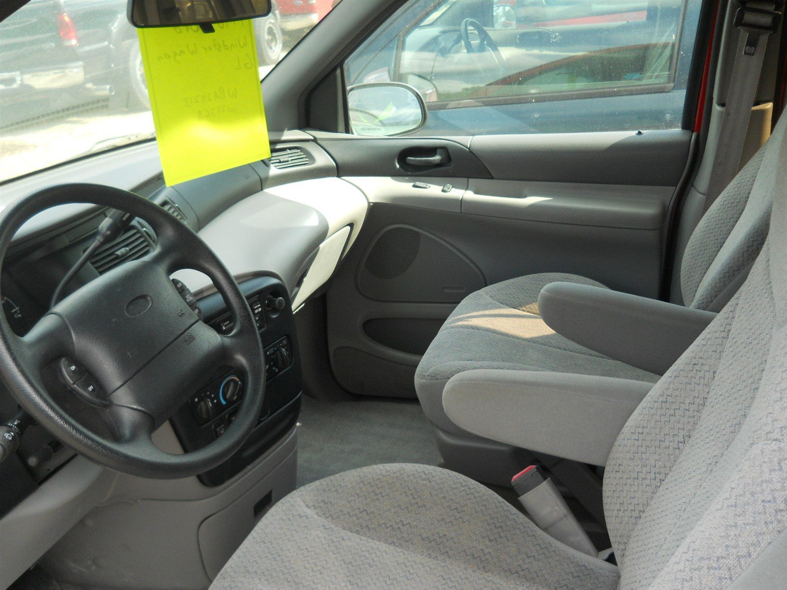 Used 1998 Ford Windstar LX FWD image 5