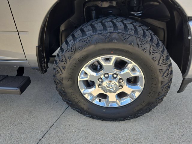 Used 2024 RAM 2500 Laramie AWD/4WD image 27