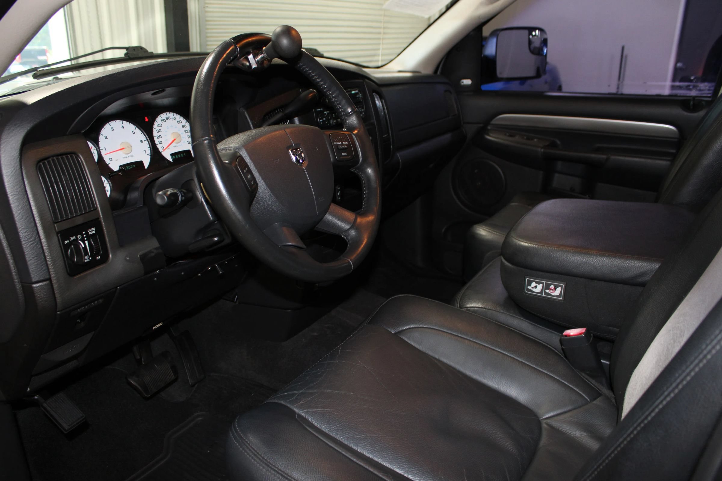 Used 2005 Dodge Ram 2500 Truck SLT RWD image 21