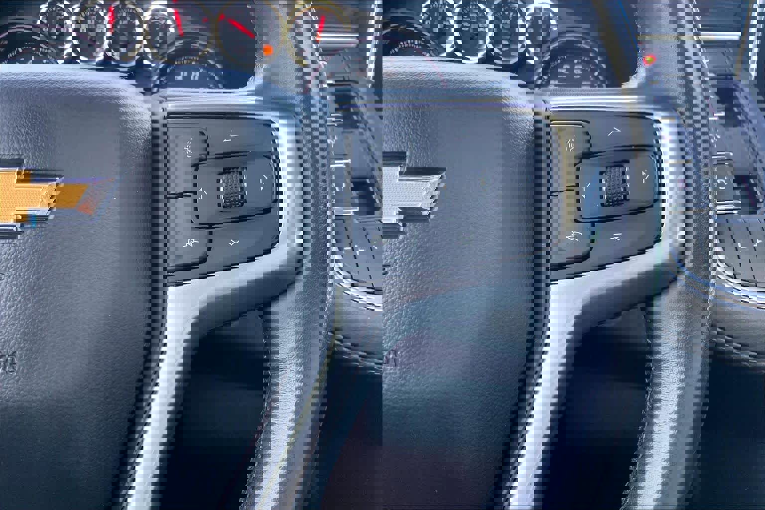 Used 2021 Chevrolet Suburban LT w/ LT Signature Package image 25