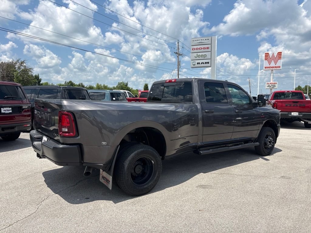New 2026 RAM 3500 Tradesman AWD/4WD image 23
