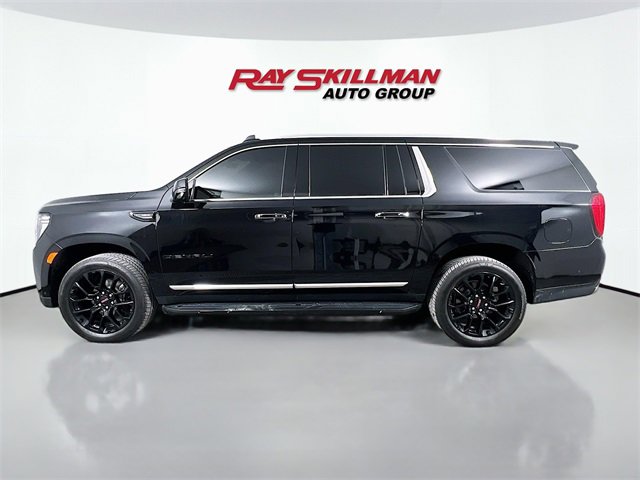 Used 2024 GMC Yukon XL Denali w/ Advanced Technology Package image 4