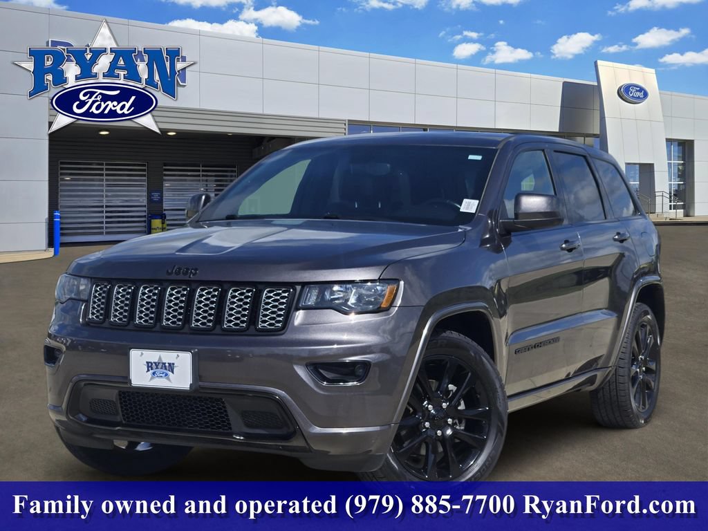 Used 2020 Jeep Grand Cherokee Altitude RWD image 1