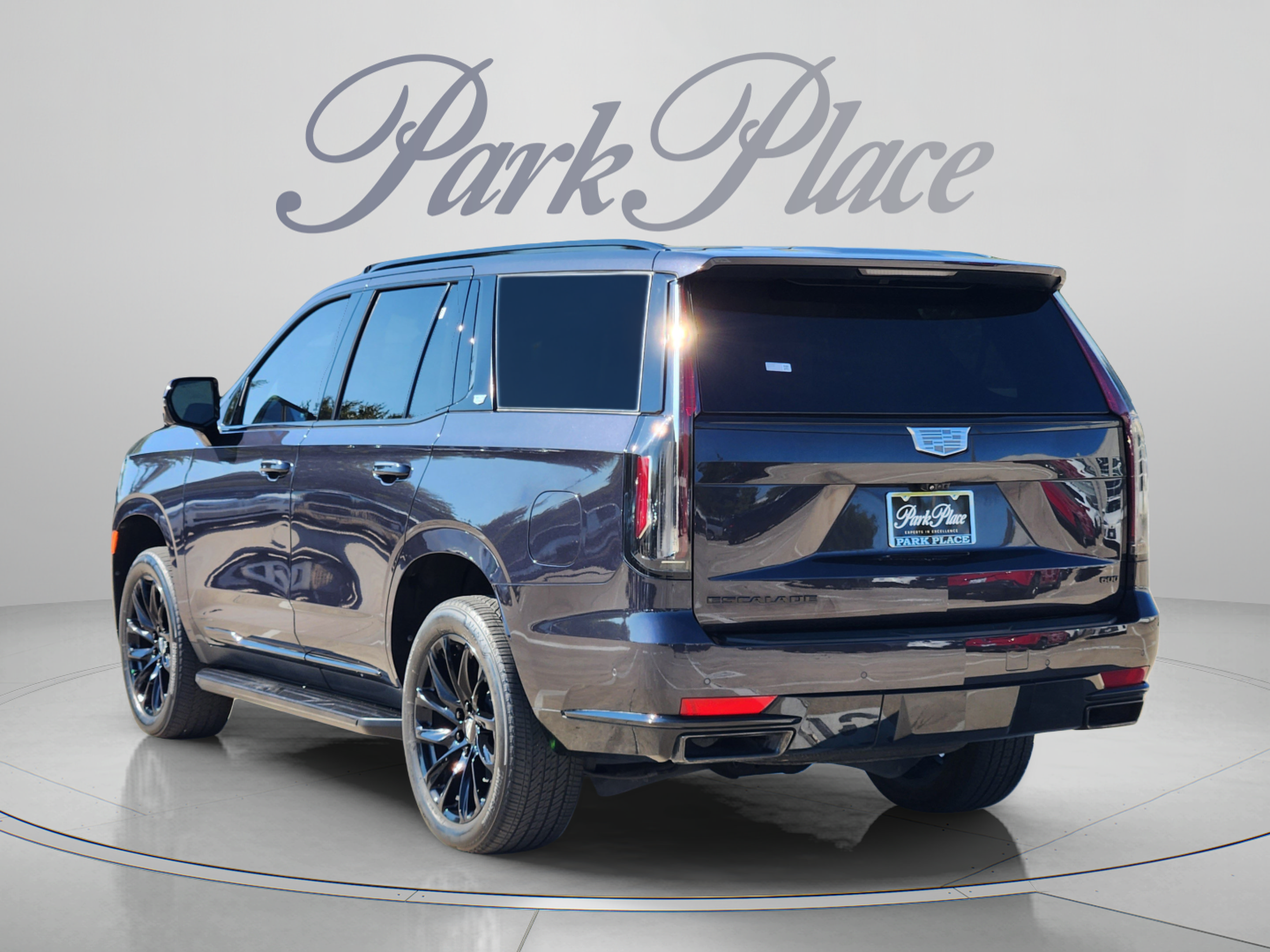 Used 2024 Cadillac Escalade Sport w/ LPO, ONYX Package AWD/4WD image 3