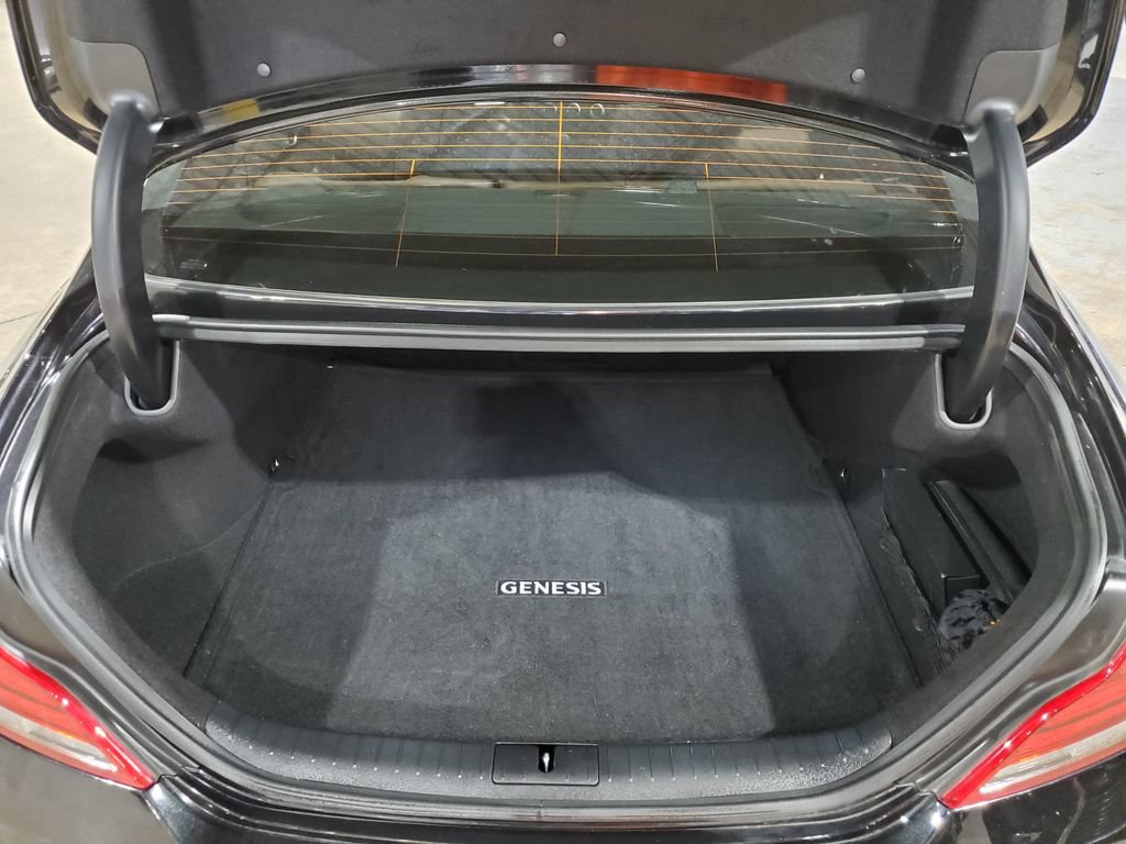Used 2021 Genesis G70 3.3T RWD image 38