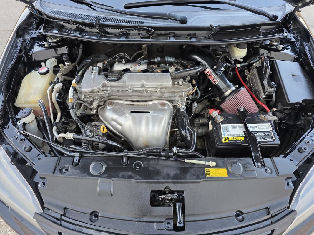 Used 2015 Scion tC FWD image 25