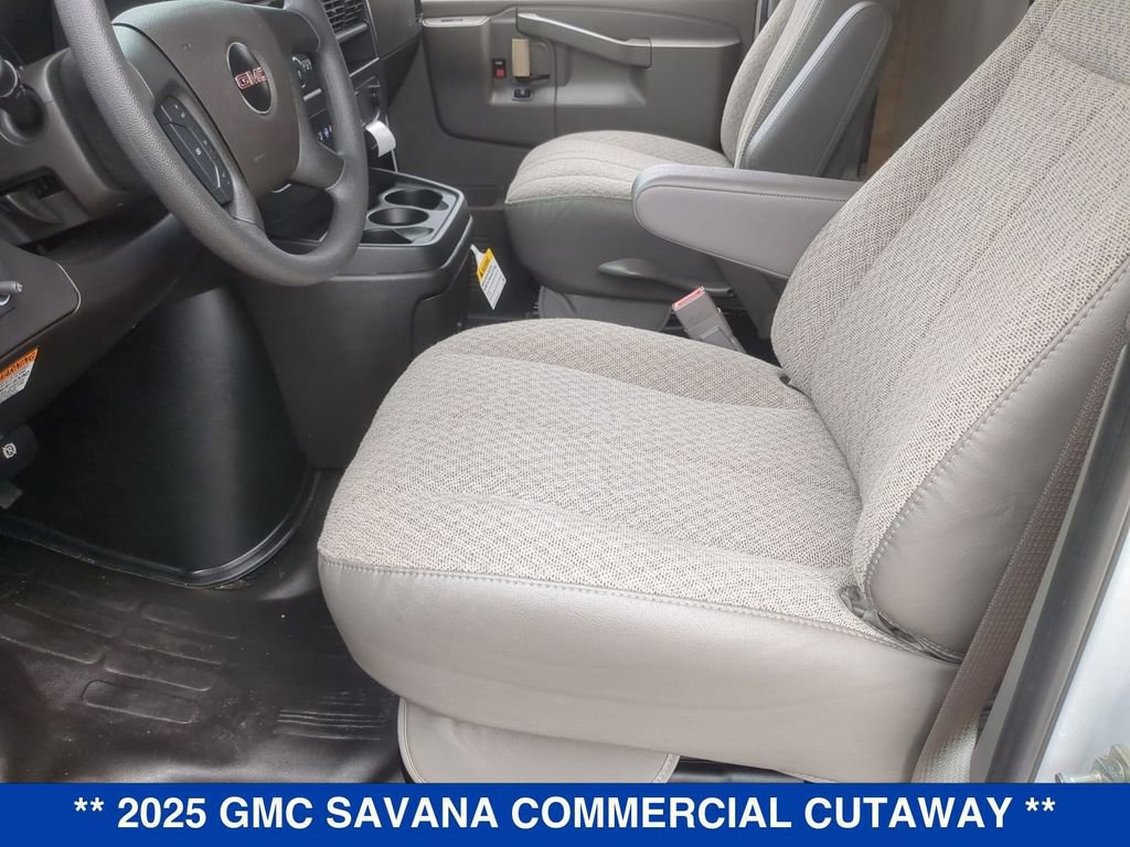 New 2025 GMC Savana 3500 w/ Power Convenience Package RWD image 16